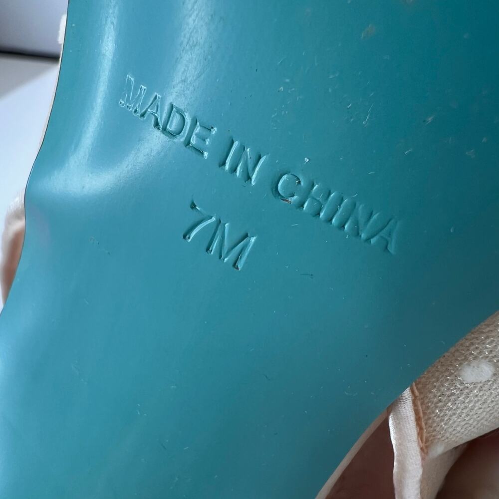 Betsey Johnson Nikki Floral Sequin Slingback Pointed Toe Heel Blush Women 7M - Picture 11 of 11